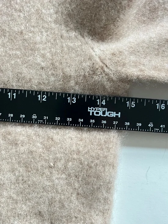 Quince Mongolian Cashmere Crewneck Sweater Sz S Oatmeal Cozy Luxury Shrunken Fit - Picture 5 of 11